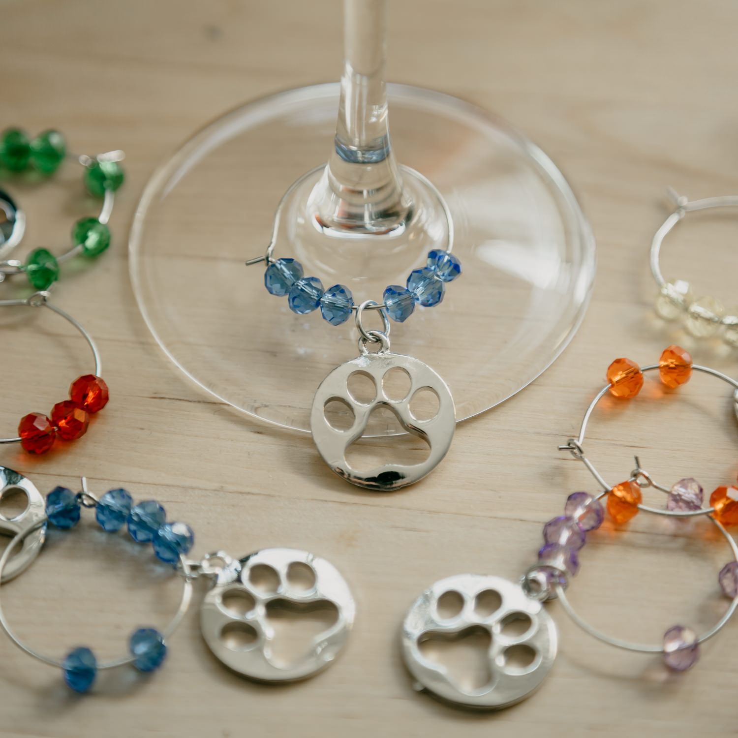 Doe een poging Stereotype Daarom Wine Glass Charms (Set of 6) - Kotas Place Dog Daycare